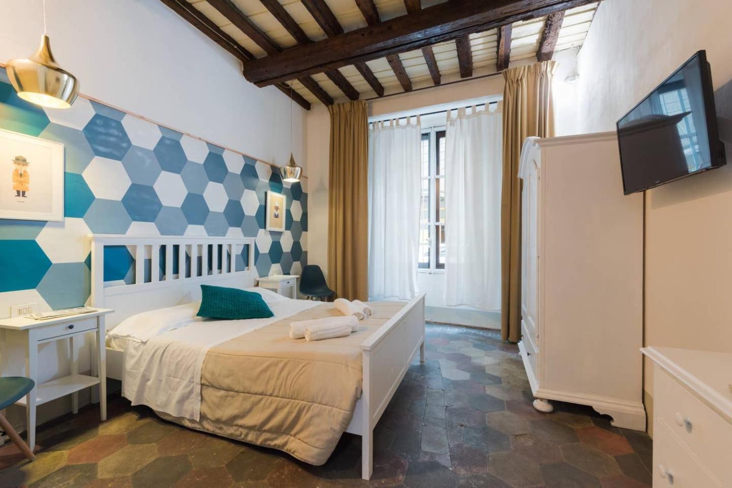 F4 - Santa Croce One Bedroom Flat 2 To 4 Guests Флоренция Экстерьер фото